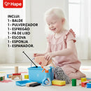 Kit de Limpeza Infantil de Madeira: Balde, Esponja, Espanador, Rodo, Pá e Pulverizador | Hape
